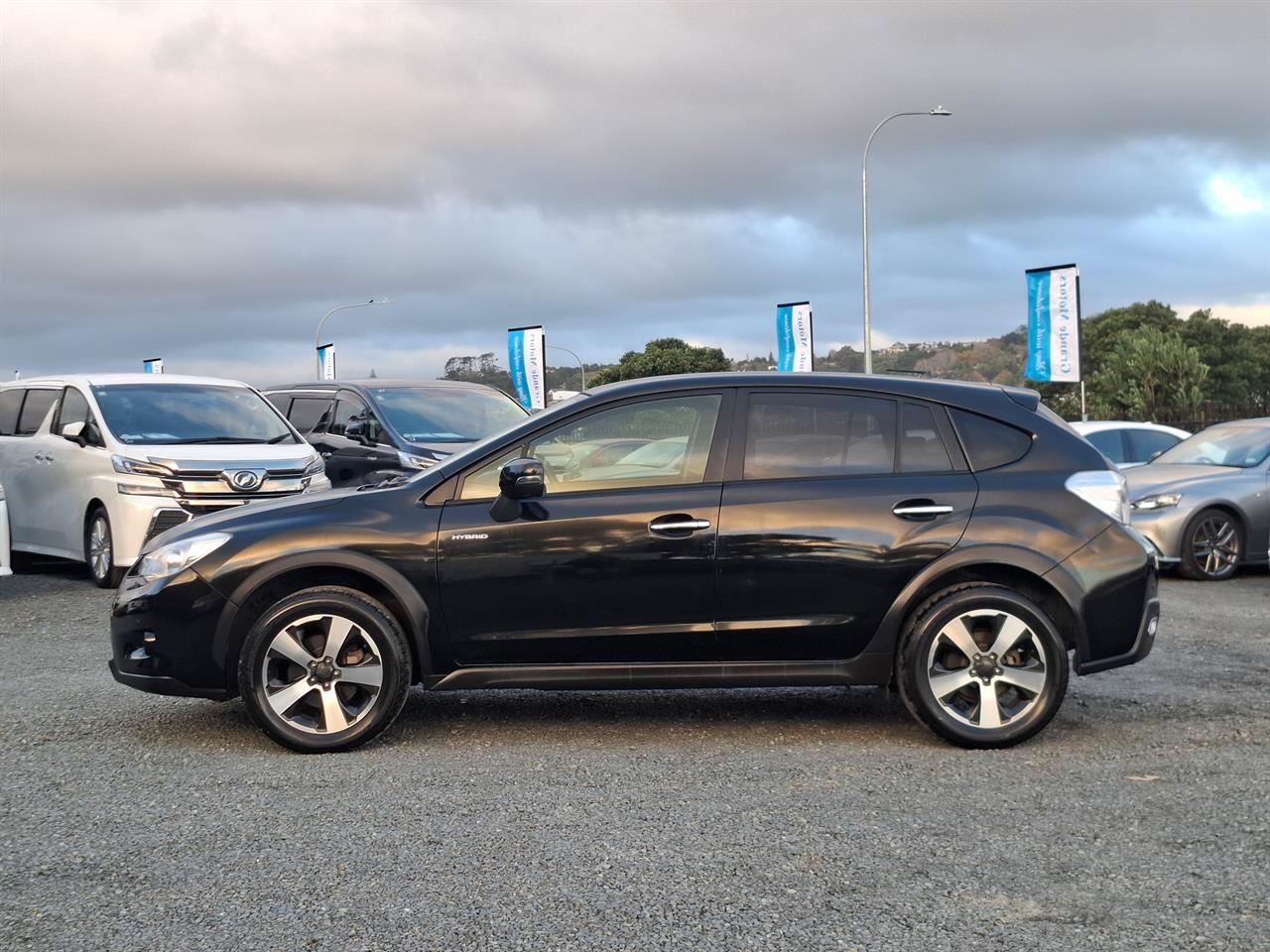 Vehicle image 4