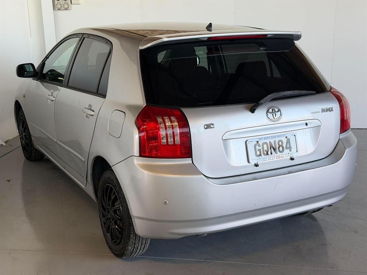 Vehicle image 4
