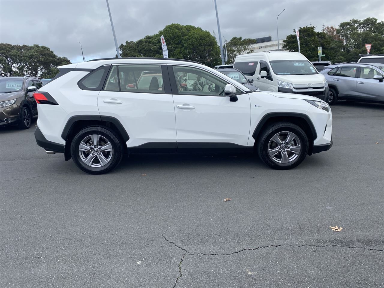 Vehicle image 2