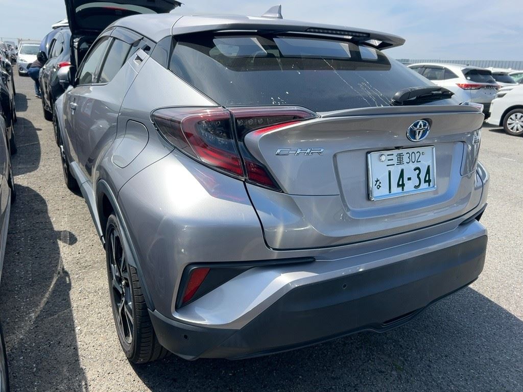 Vehicle image 2