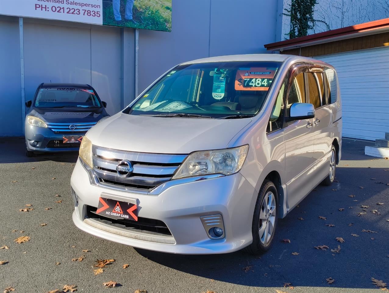 Vehicle image 3
