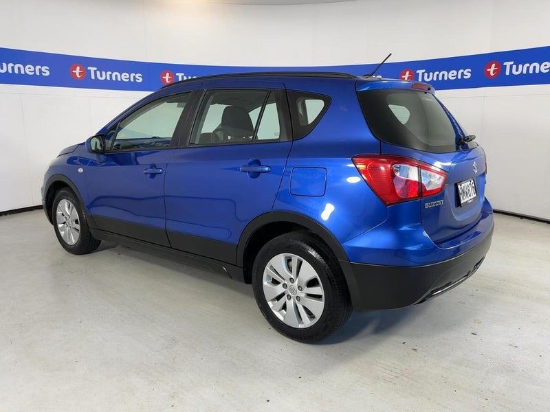 Vehicle image 5