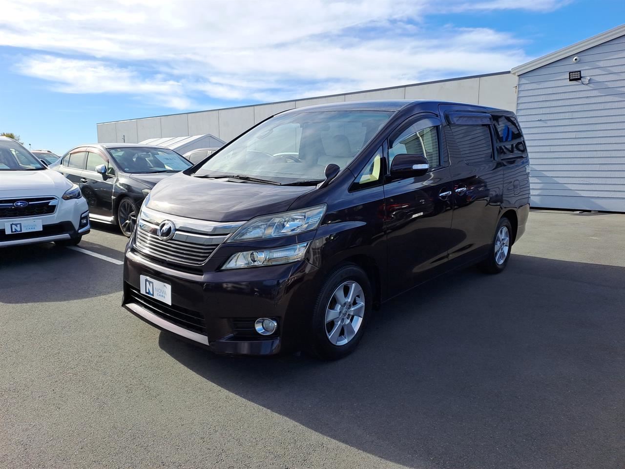 Vehicle image 3
