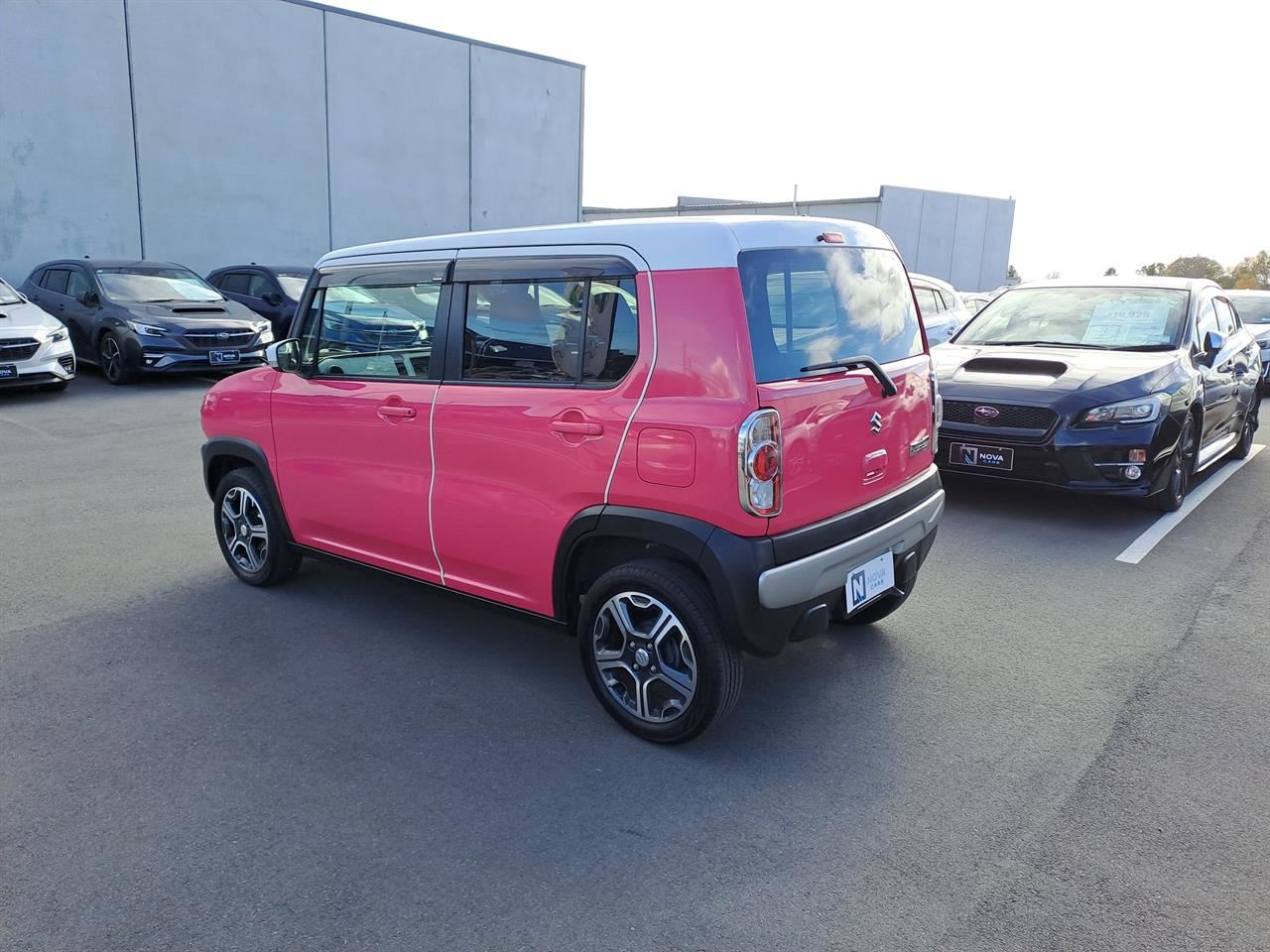 Vehicle image 5