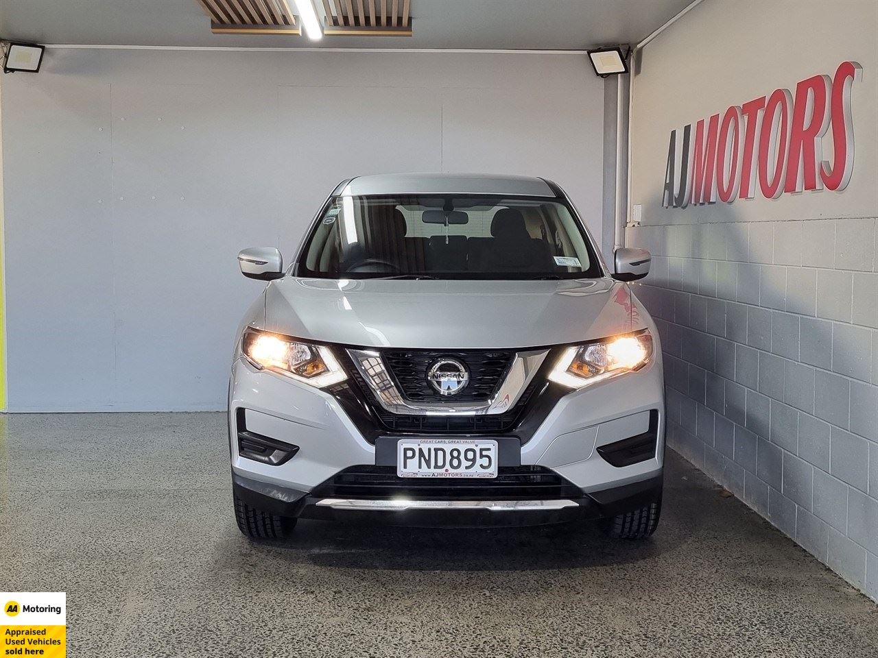 Vehicle image 2