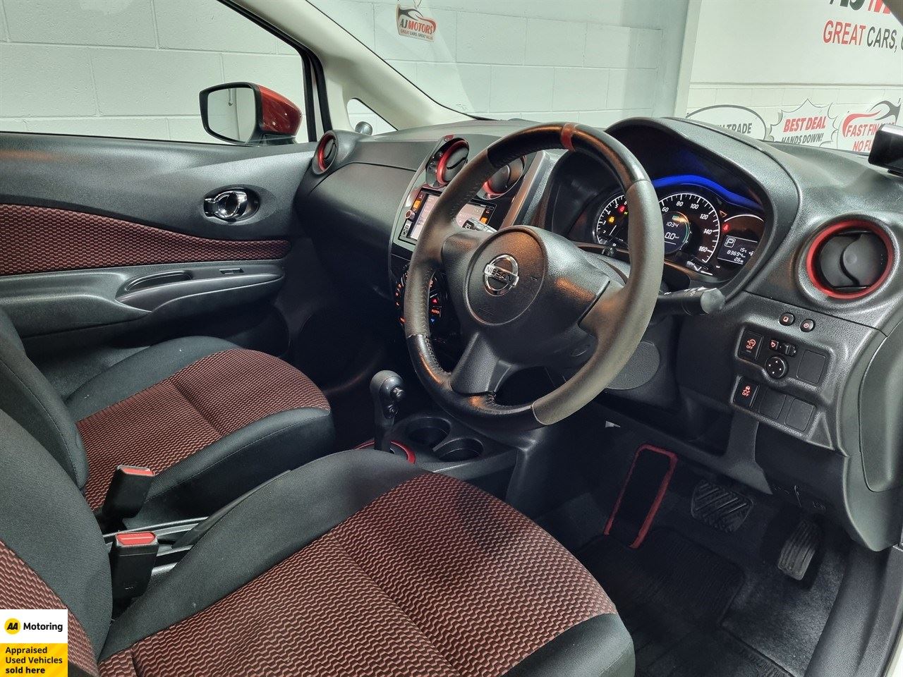 Vehicle image 3