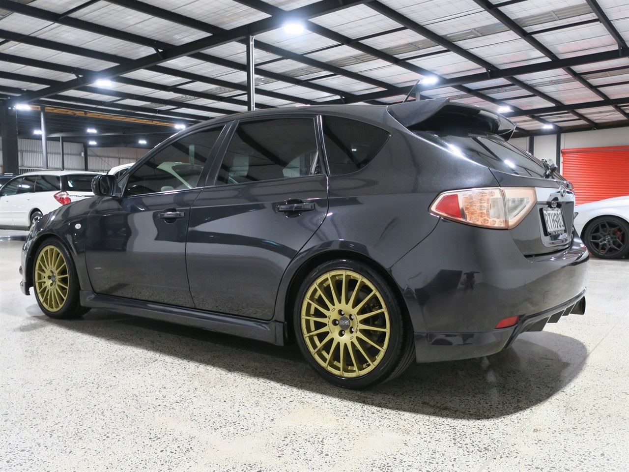 Vehicle image 4