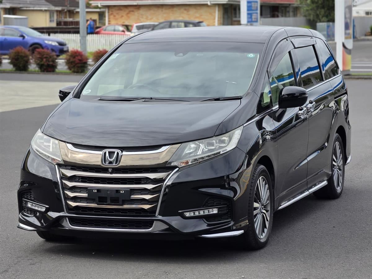 Vehicle image 3
