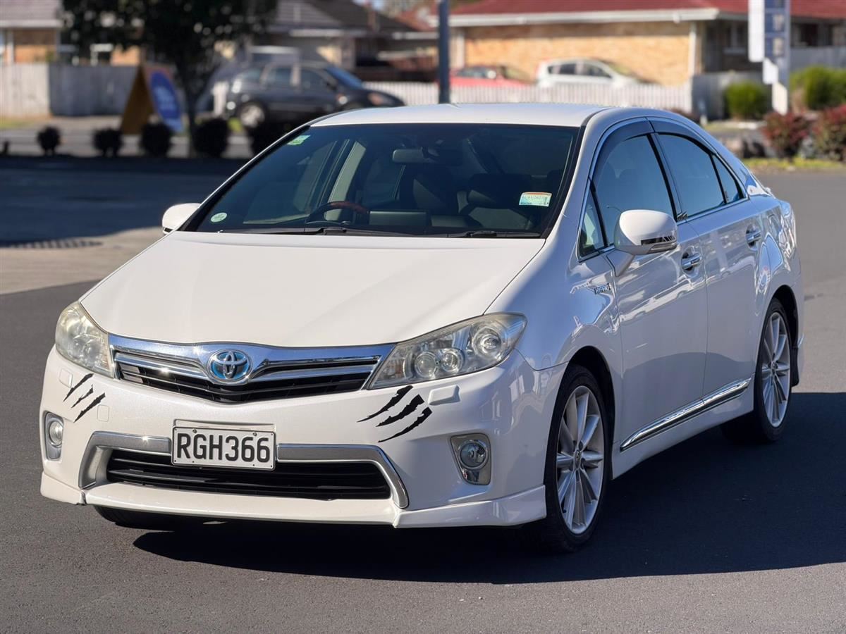 Vehicle image 3