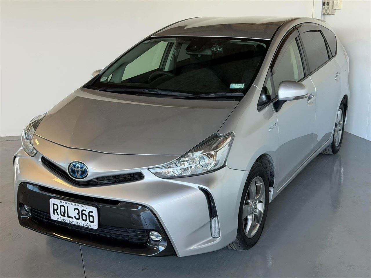 Vehicle image 3