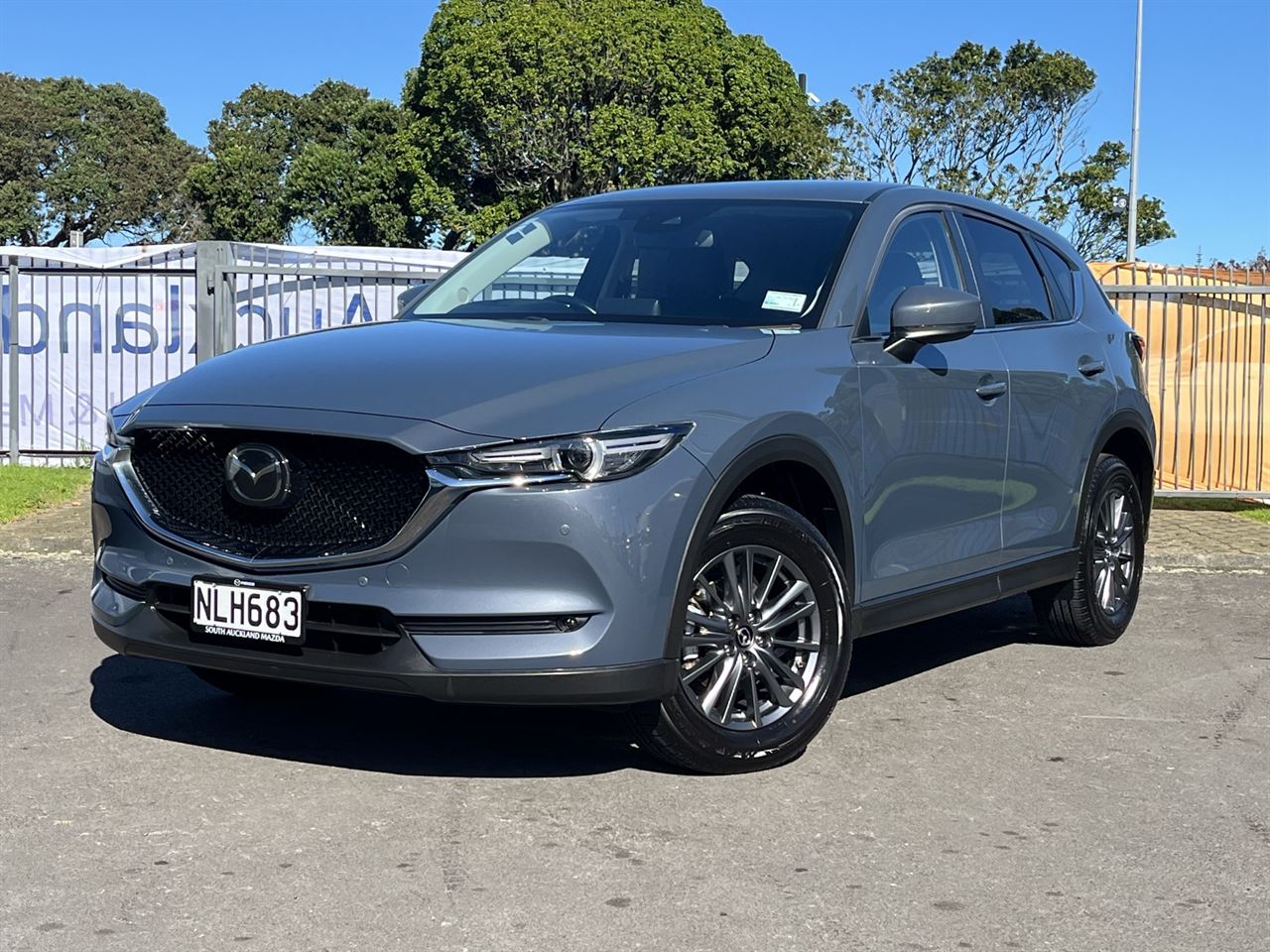 Vehicle image 1