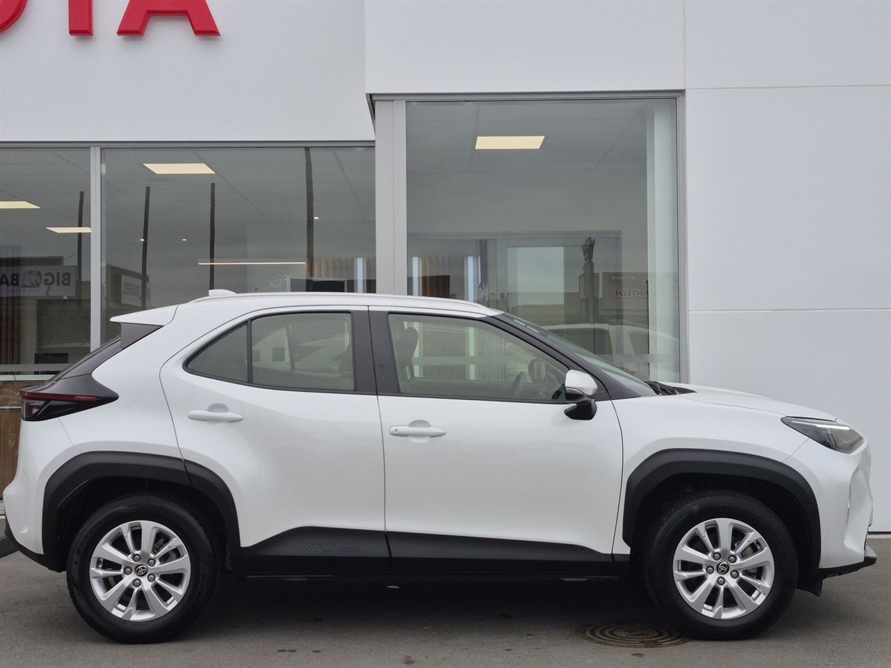 Vehicle image 2