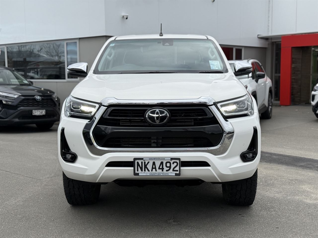 Vehicle image 3