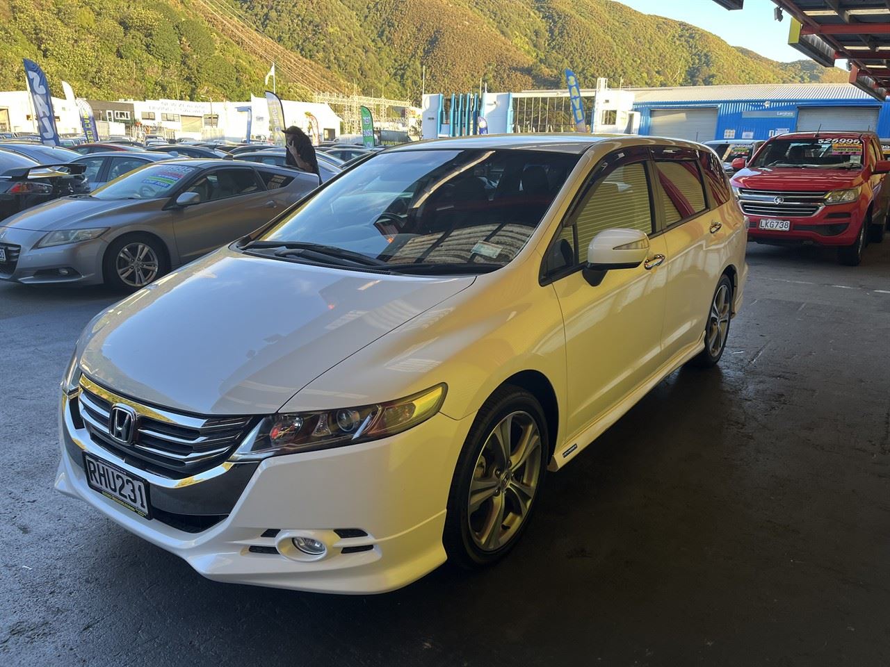Vehicle image 3
