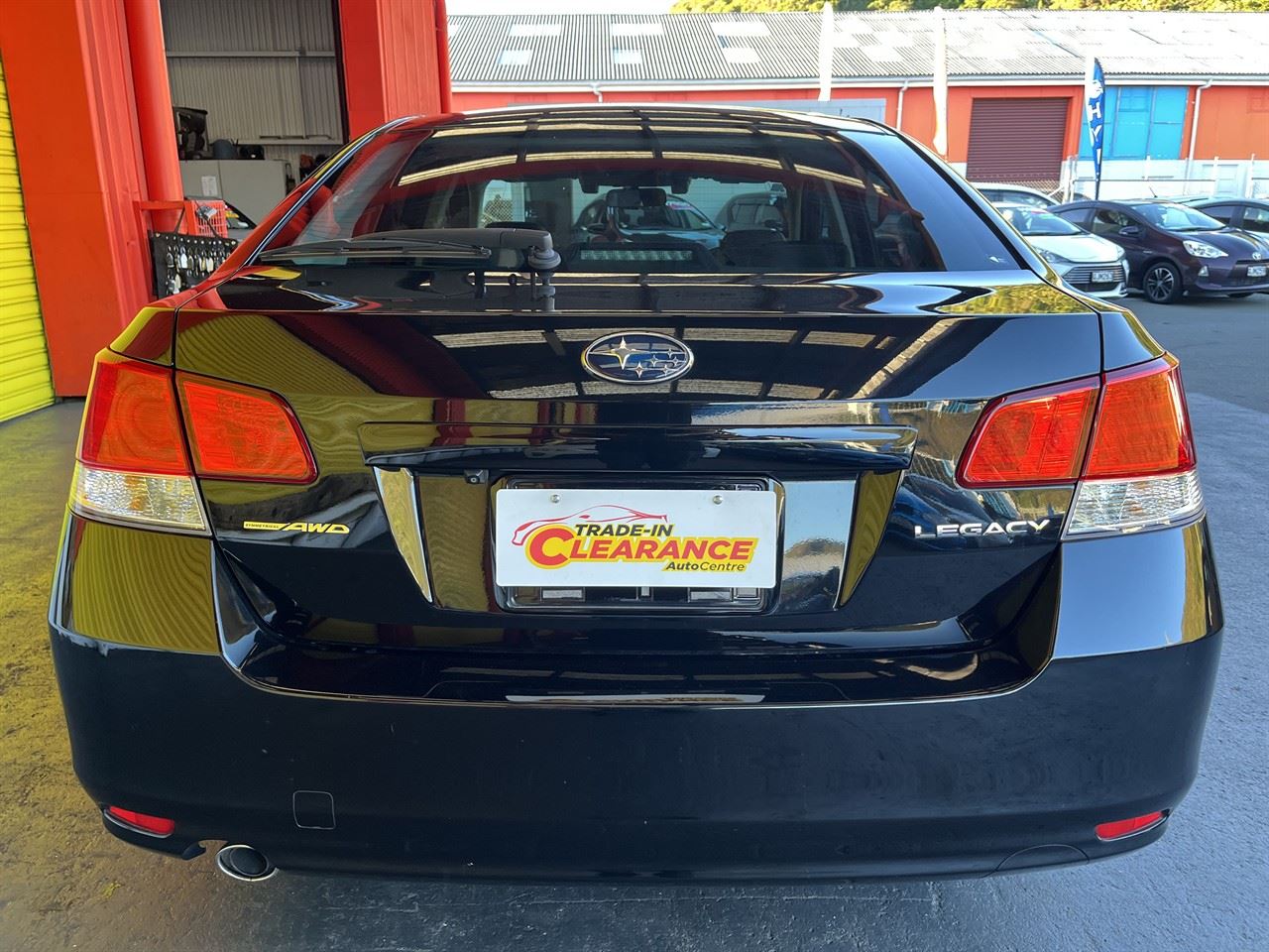 Vehicle image 5