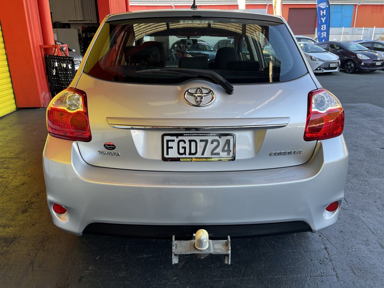Vehicle image 5