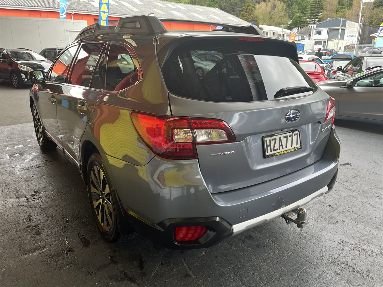 Vehicle image 4
