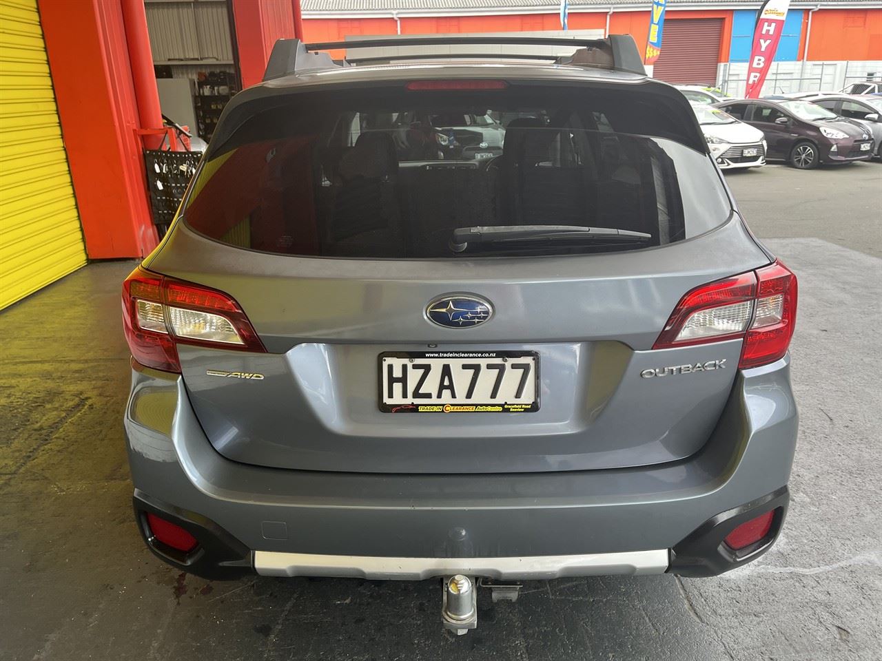 Vehicle image 5