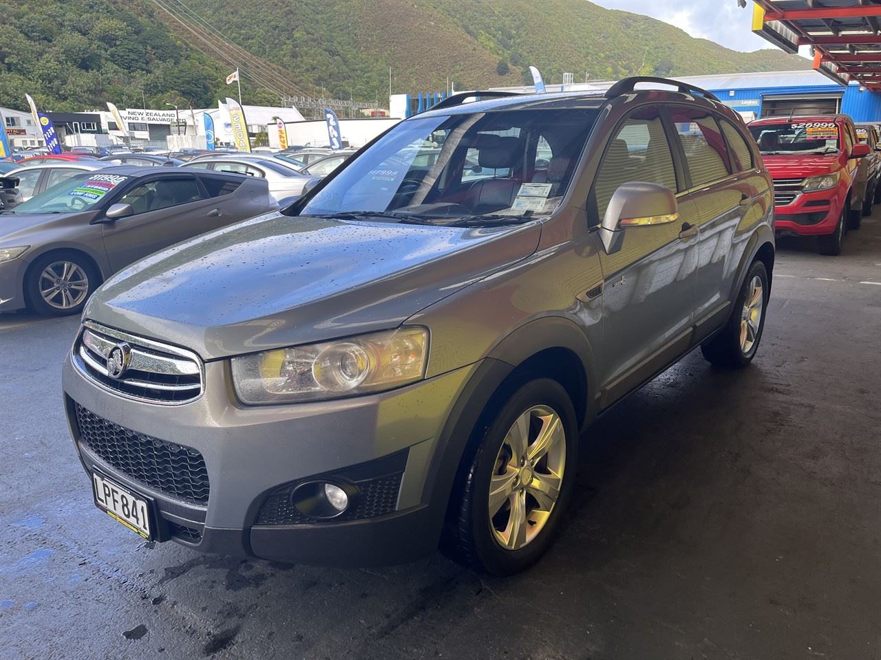Vehicle image 3