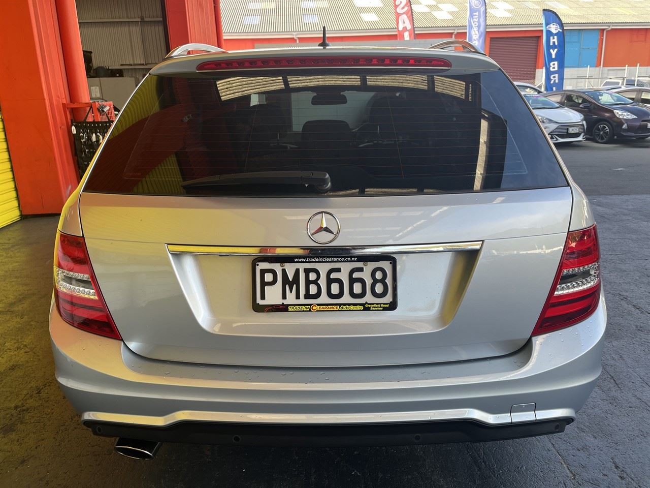 Vehicle image 5