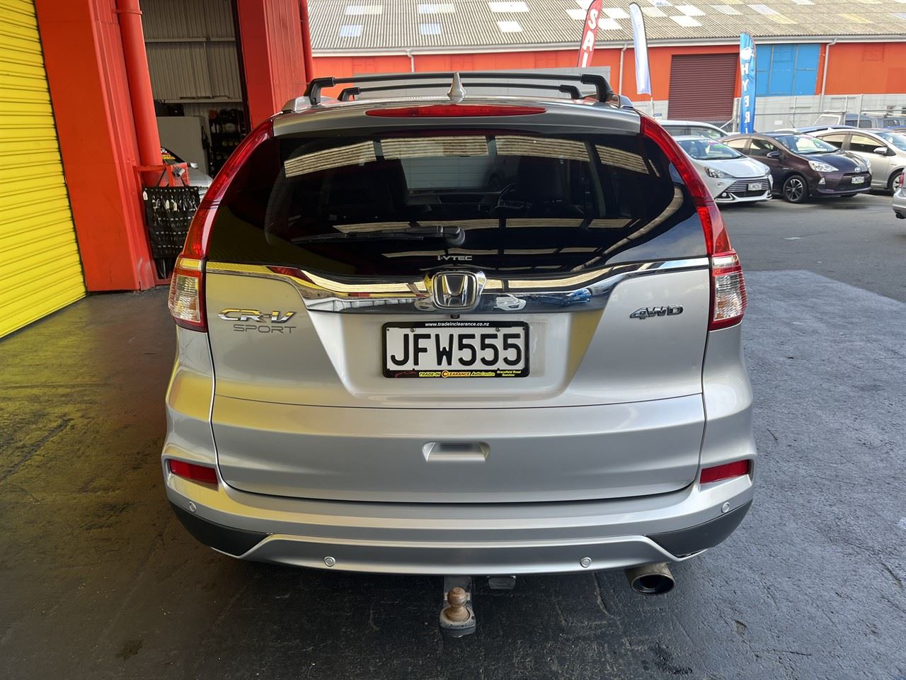 Vehicle image 5
