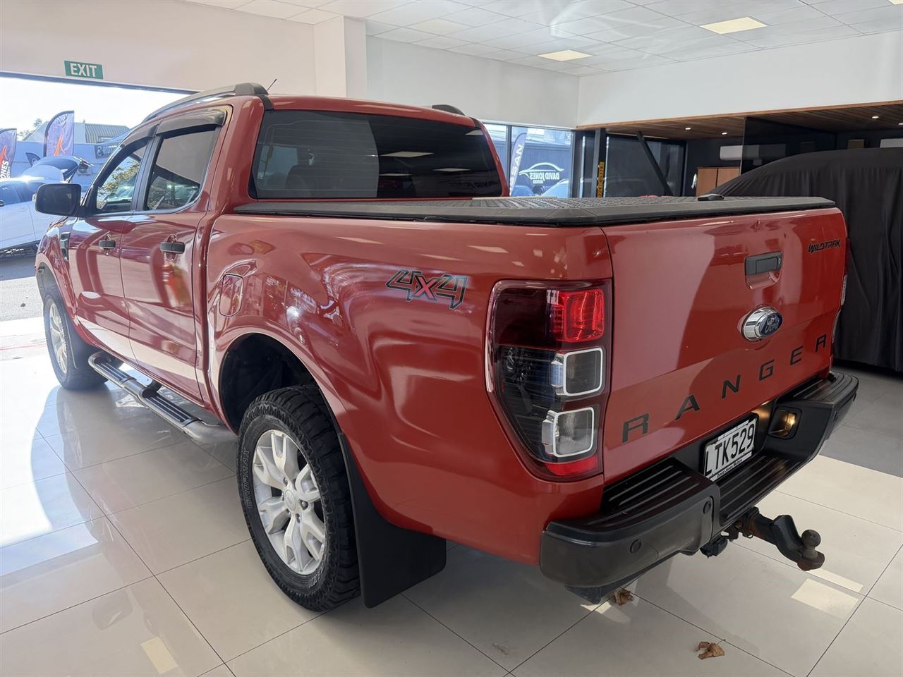Vehicle image 4