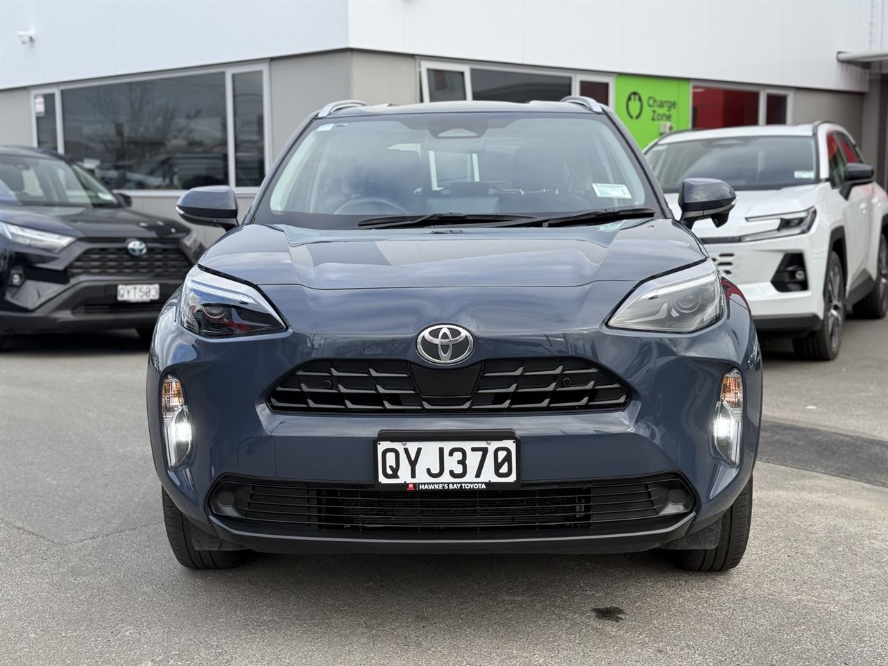 Vehicle image 5