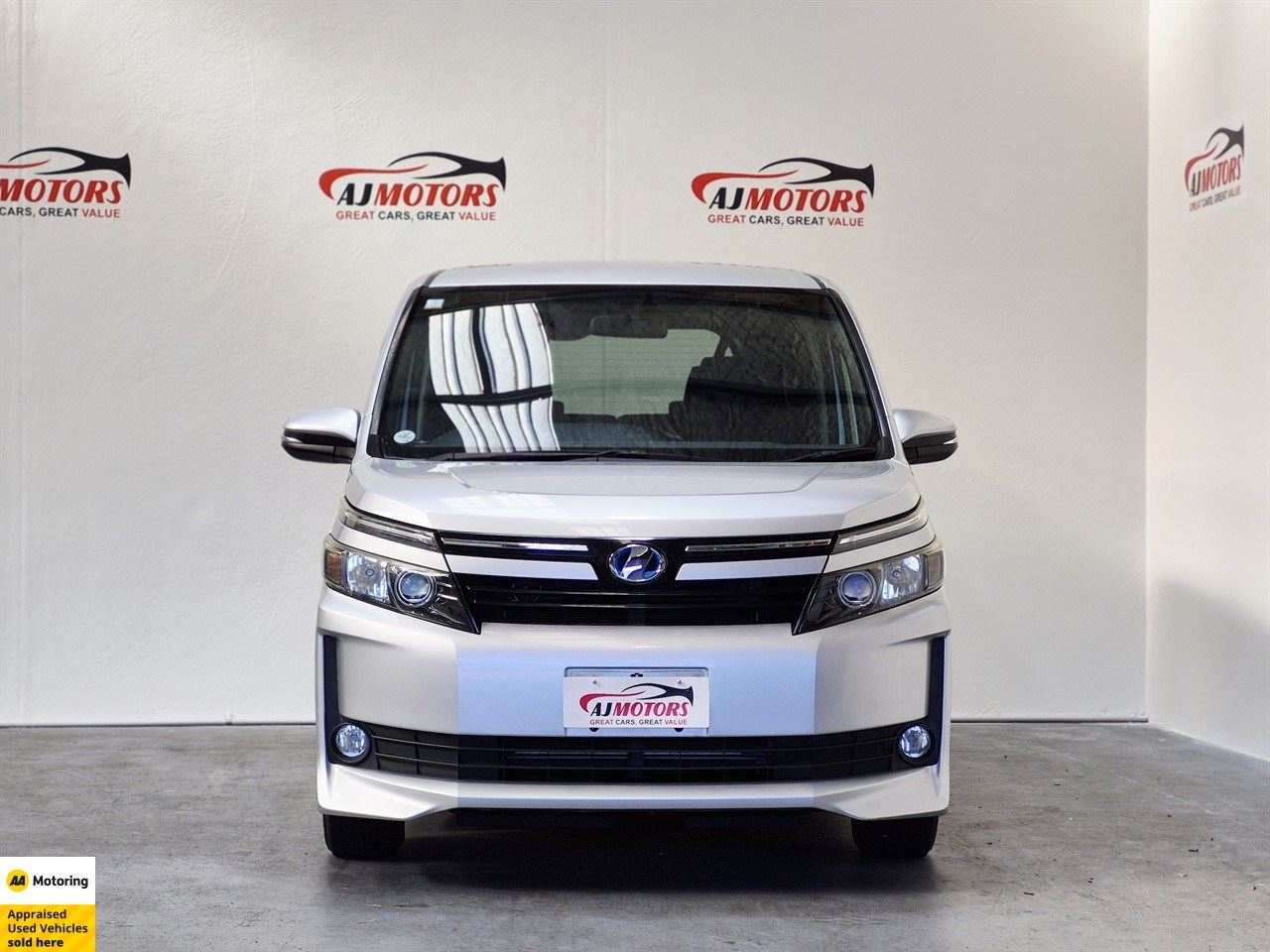 Vehicle image 2
