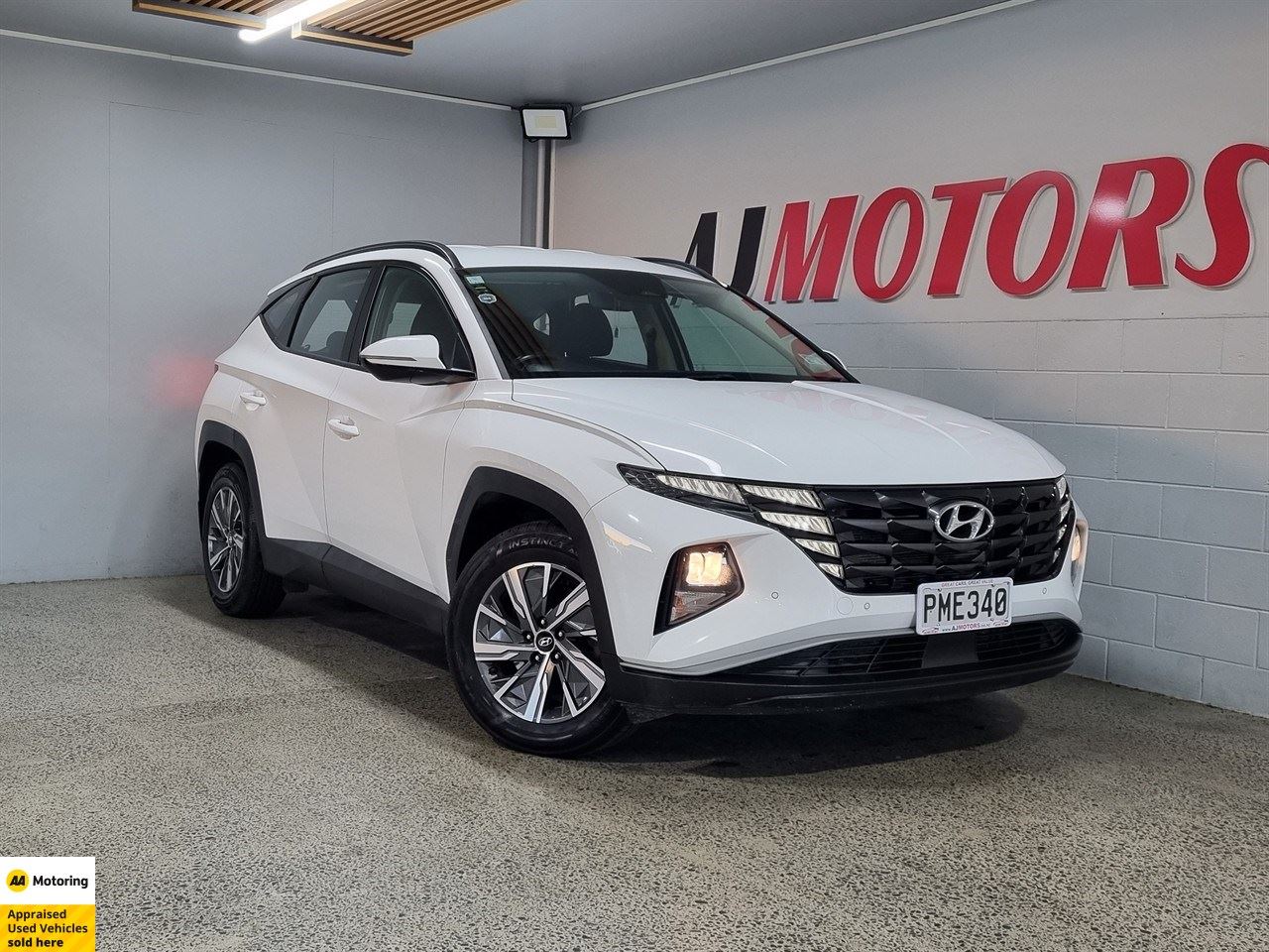 Vehicle image 1