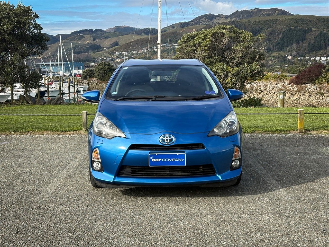 Vehicle image 2