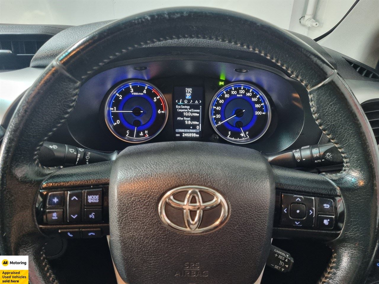 Vehicle image 3