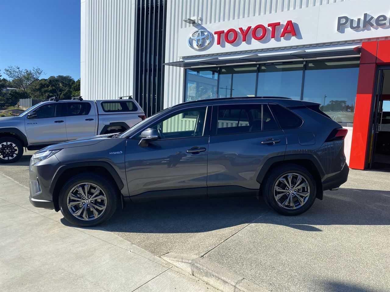 Vehicle image 2