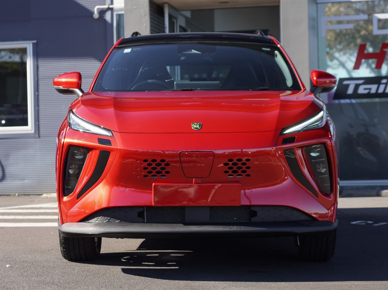 Vehicle image 5