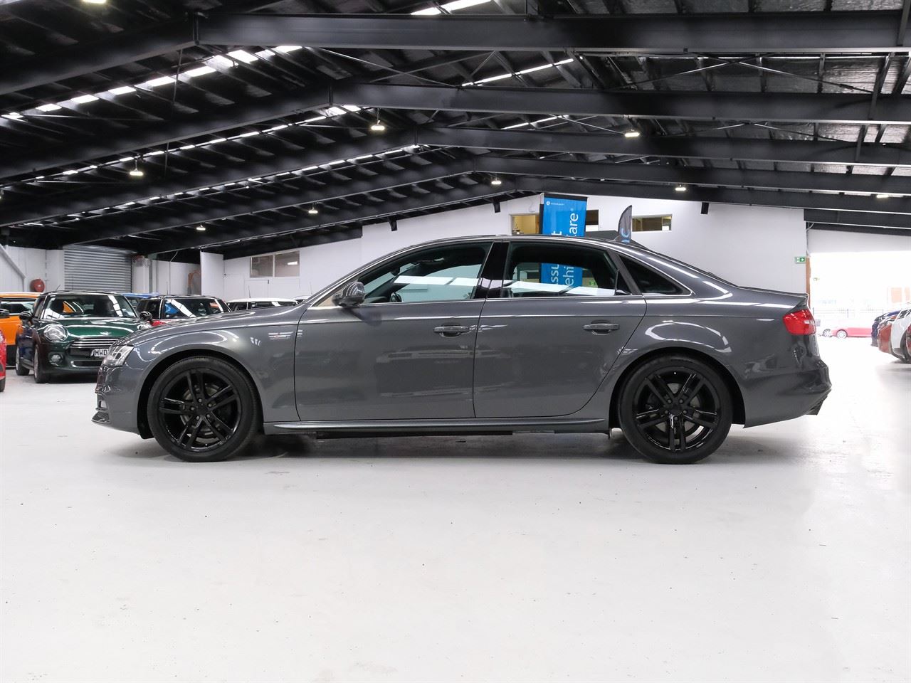 Vehicle image 5