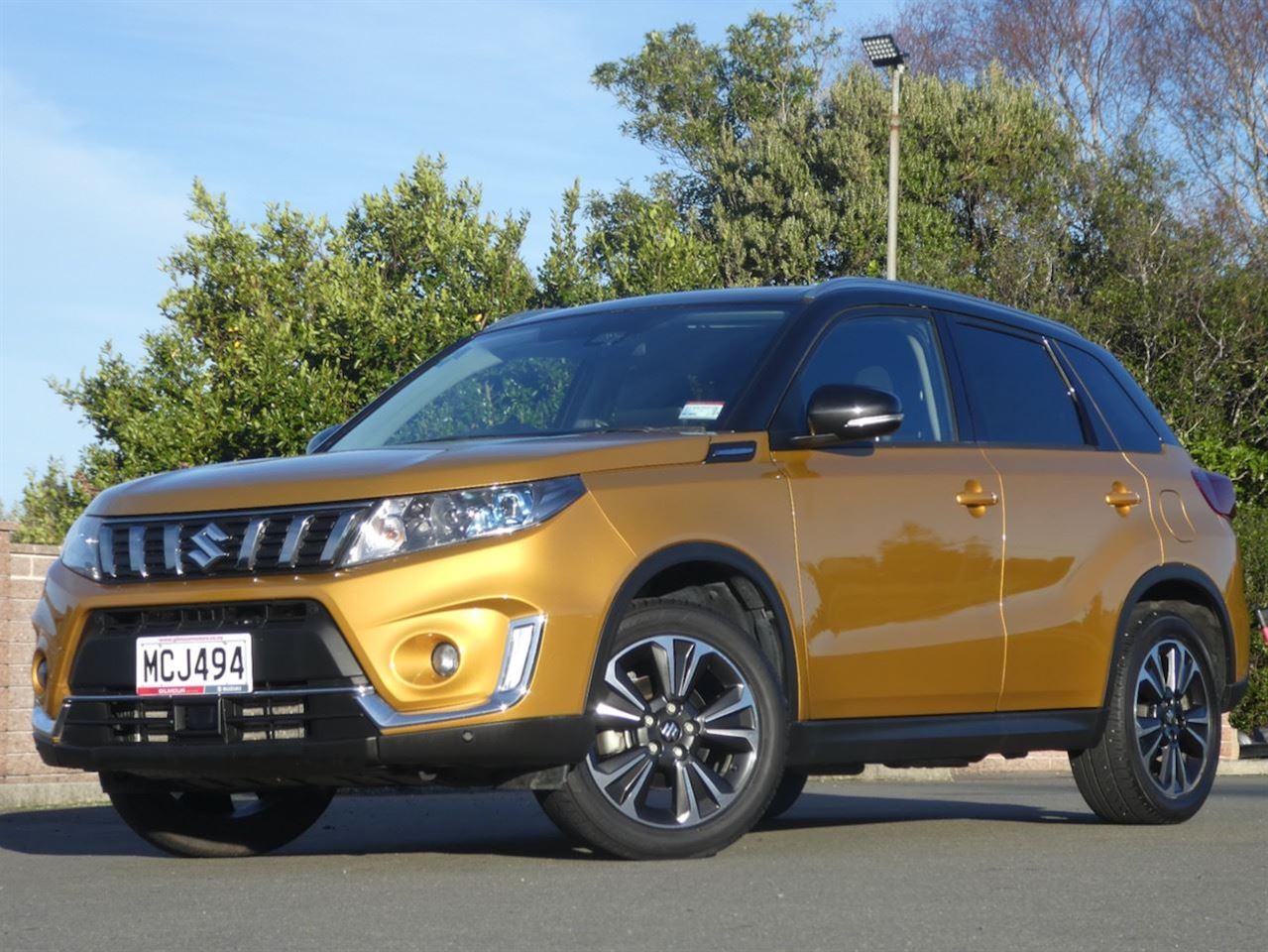 Vehicle image 3
