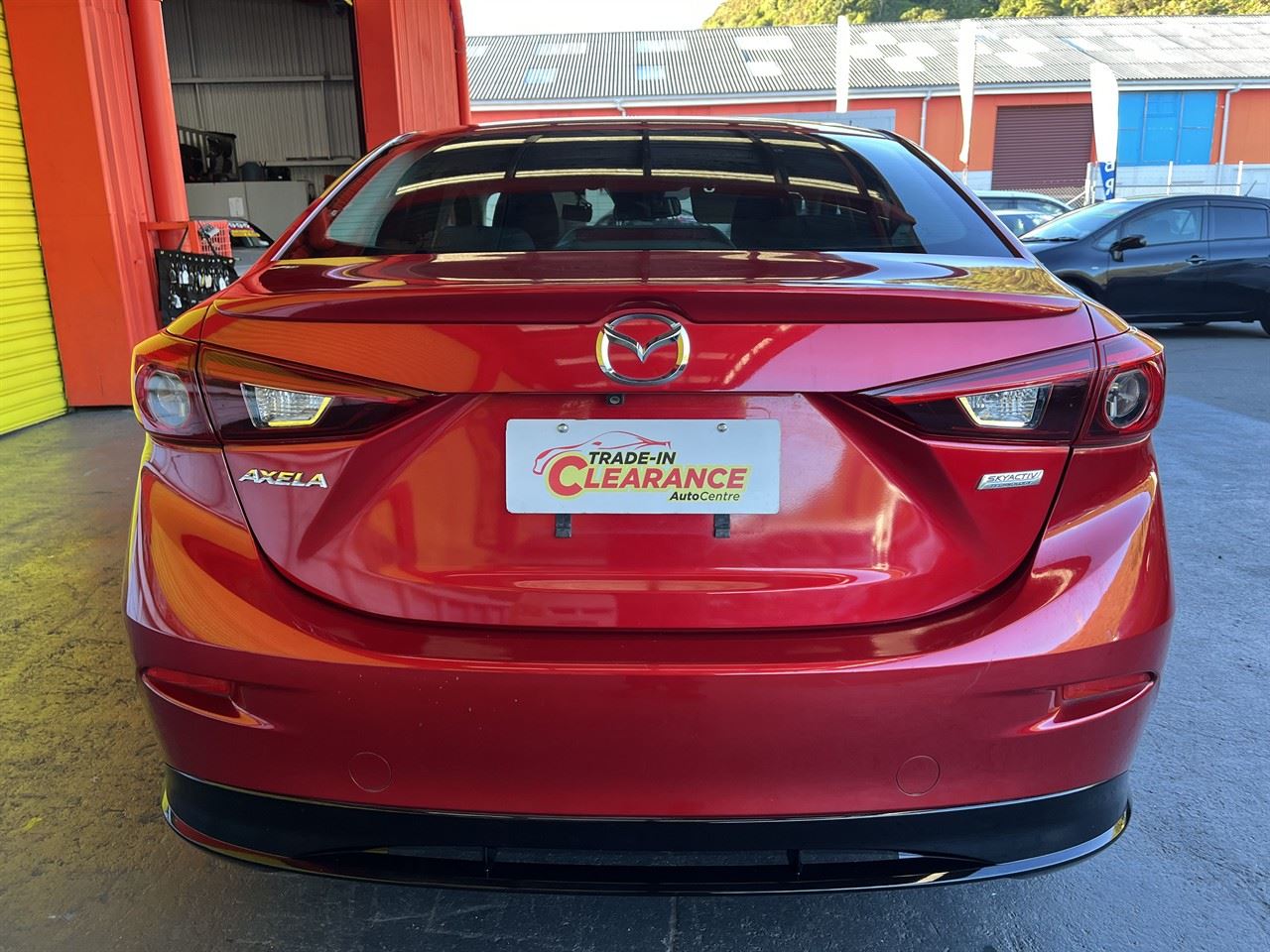 Vehicle image 5