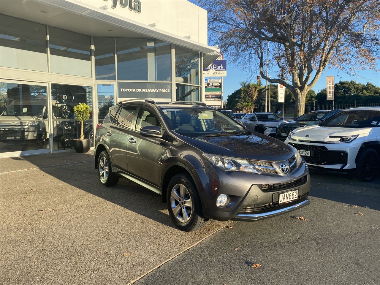 Vehicle image 1