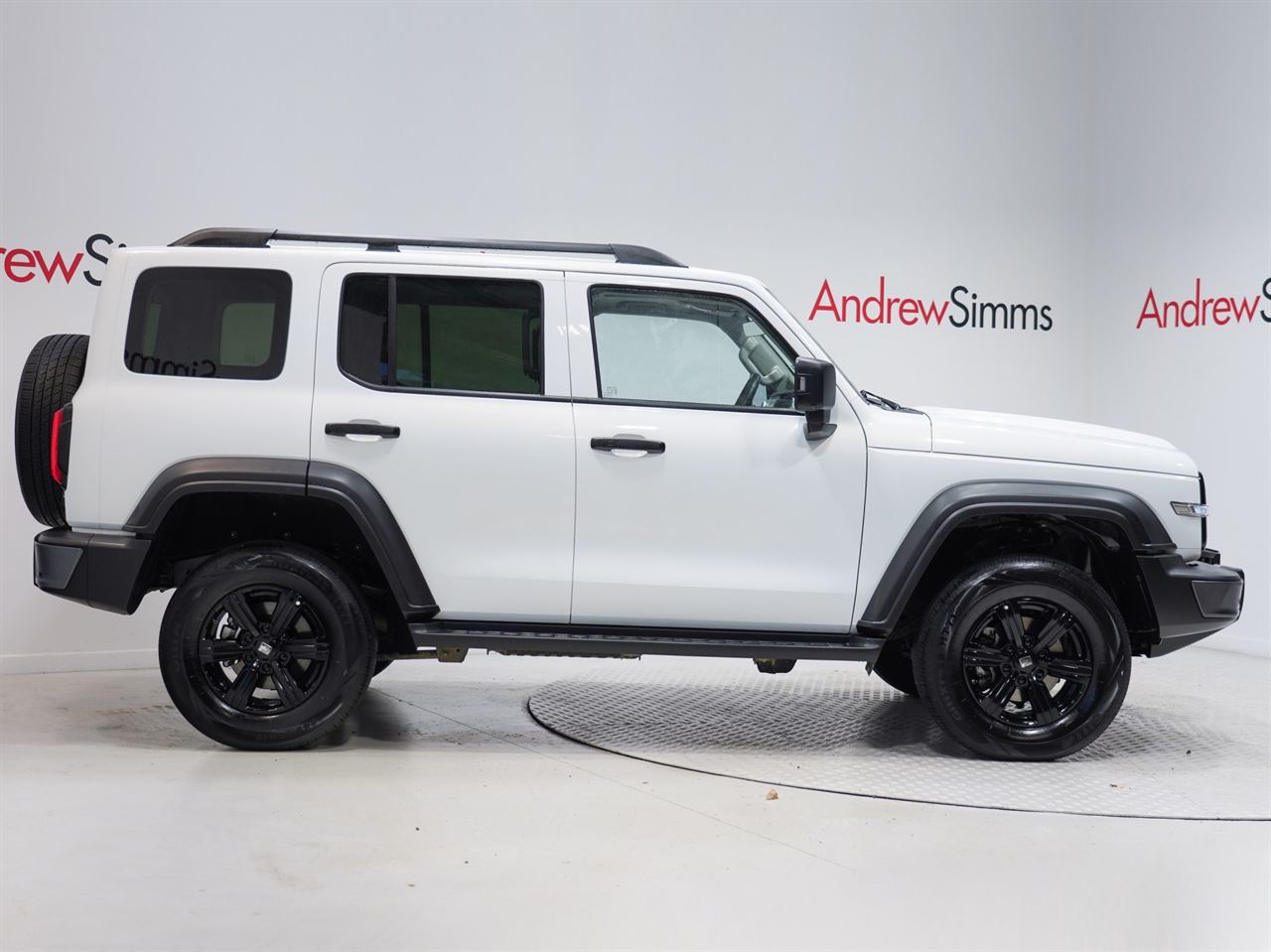 Vehicle image 3