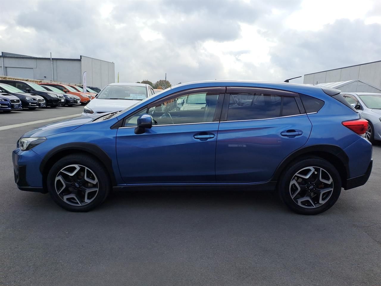 Vehicle image 4