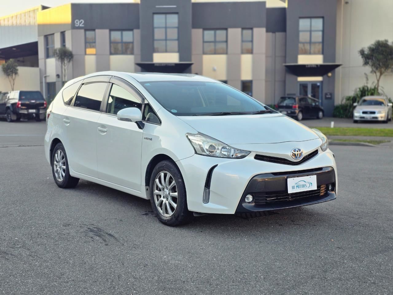 Vehicle image 3