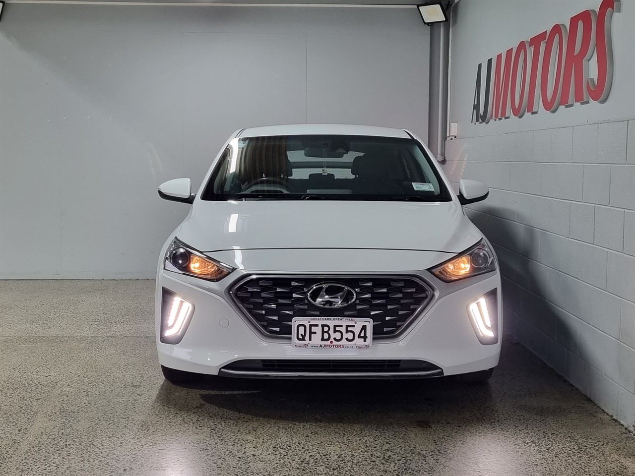 Vehicle image 2
