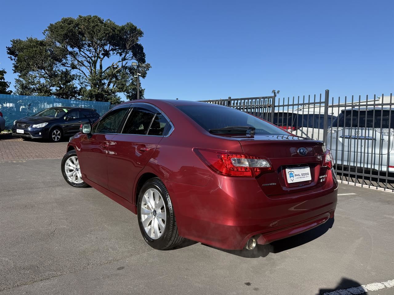 Vehicle image 4