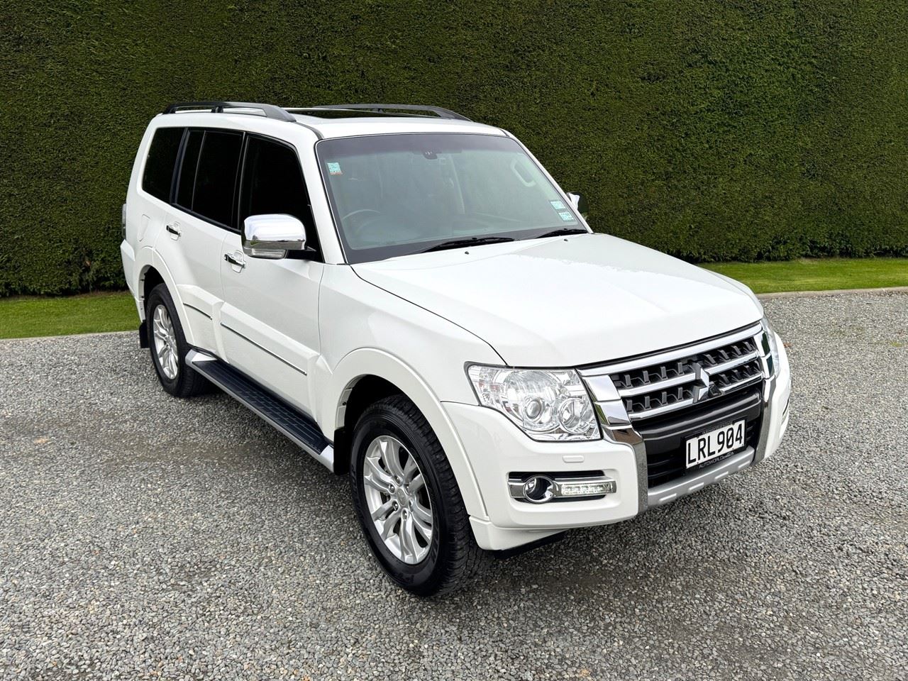 Vehicle image 3