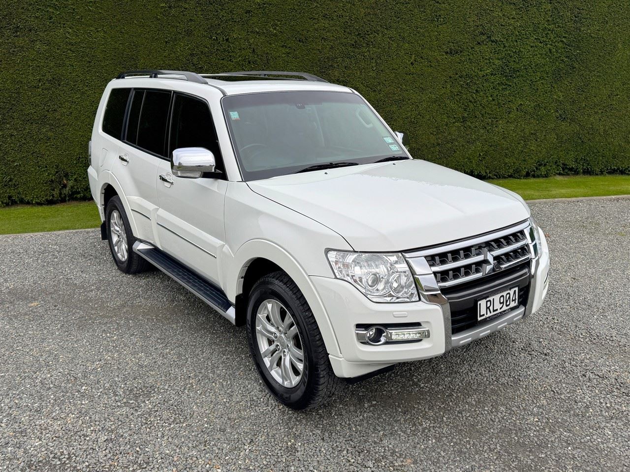 Vehicle image 3