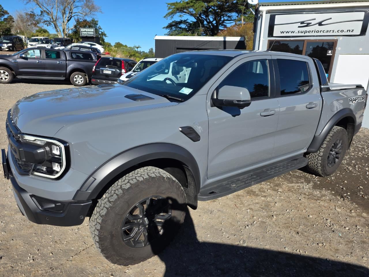 Vehicle image 4