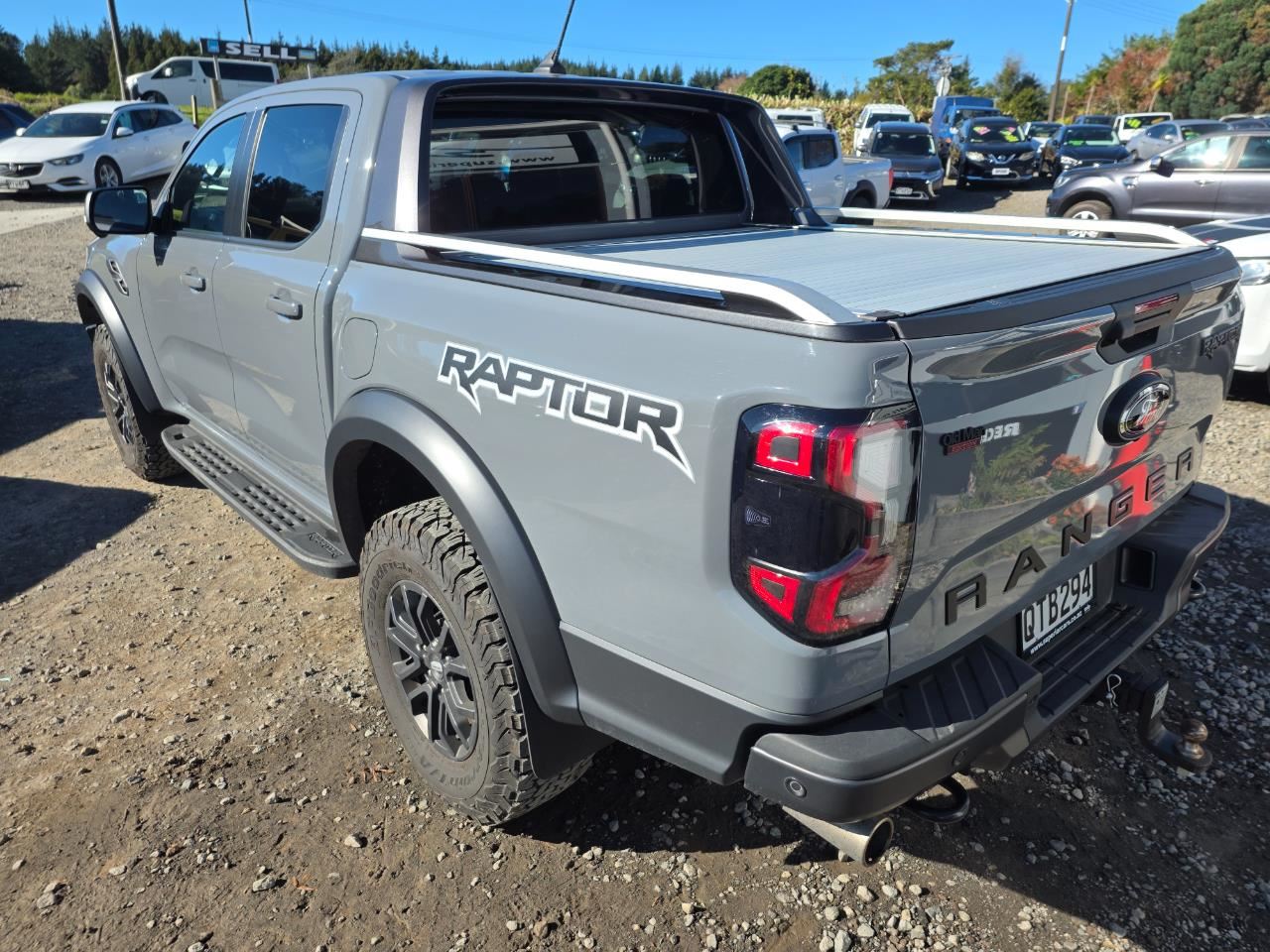 Vehicle image 5