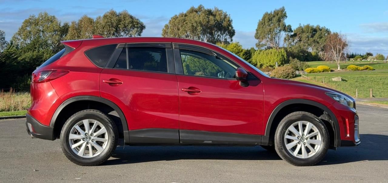 Vehicle image 5