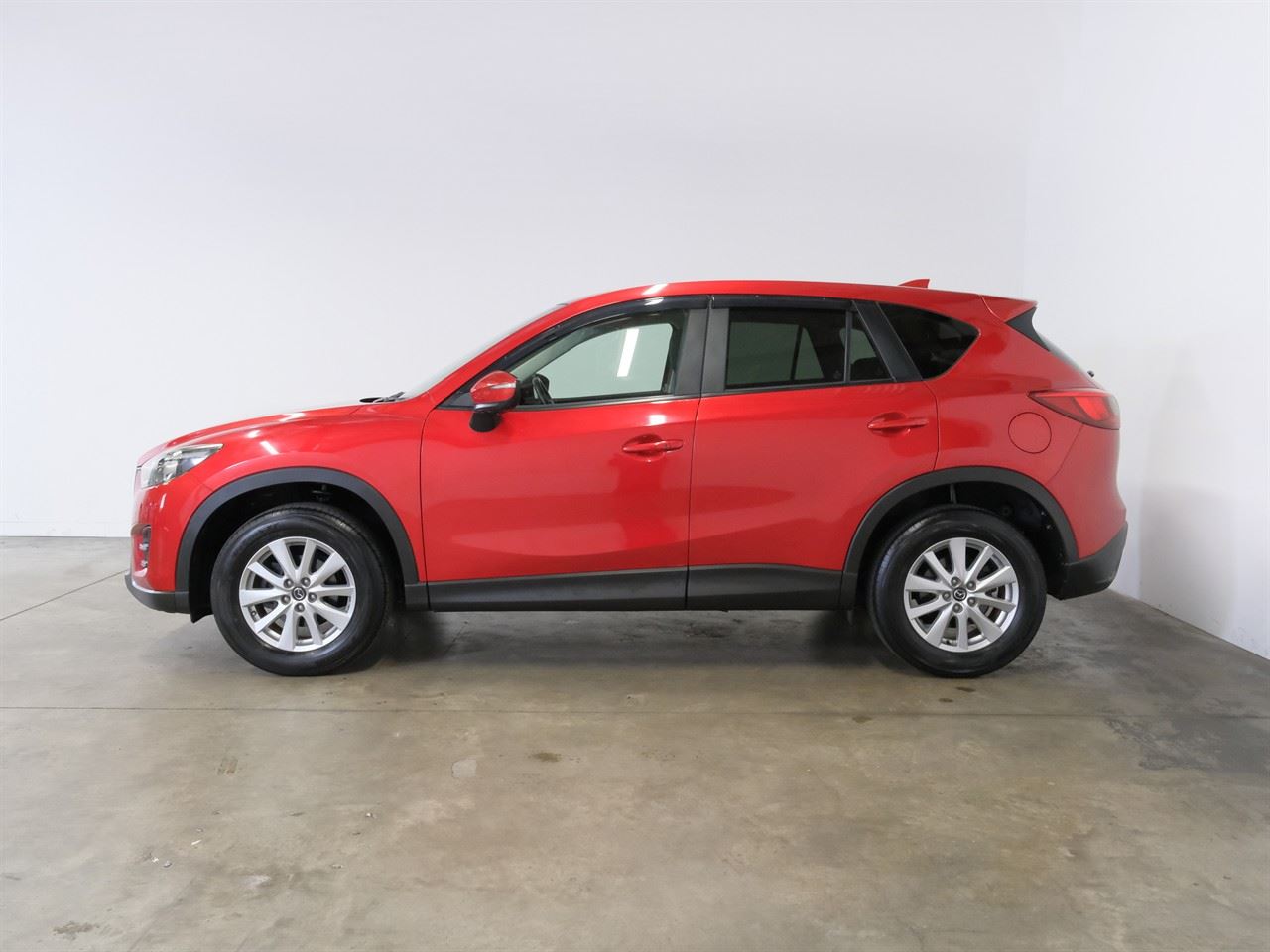 Vehicle image 5