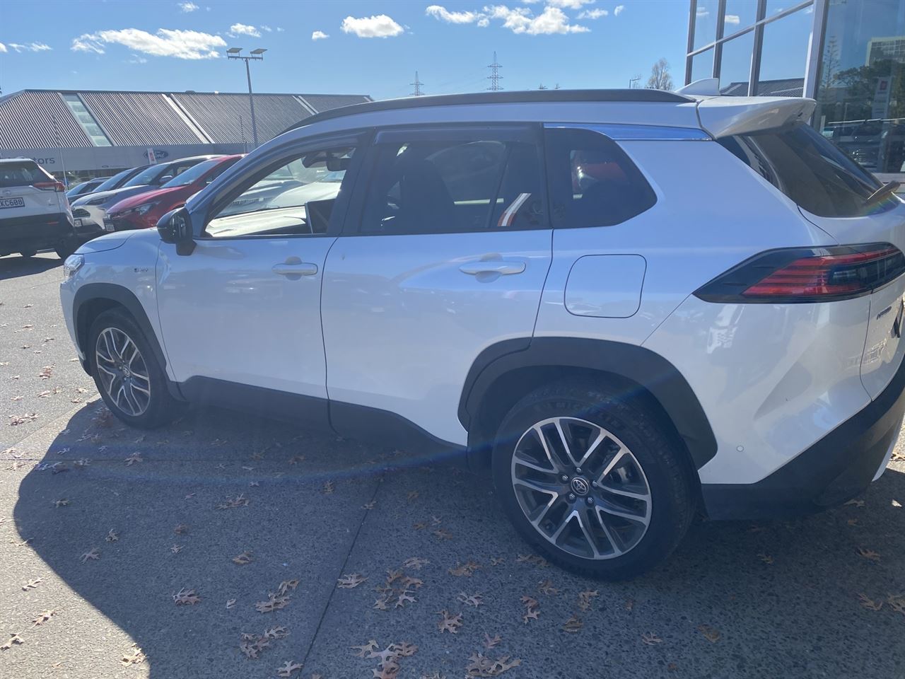Vehicle image 4