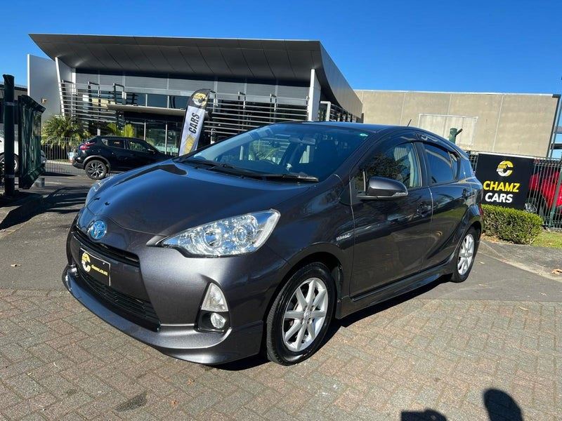 Vehicle image 3